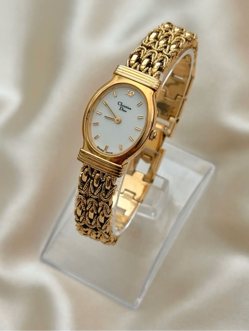AUTHENTIC VERY RARE VINTAGE DIOR GOLD WATCH - WITH BOX - Picture 5 of 9